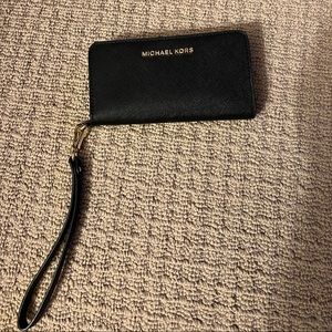 Michael Kors wristlet
